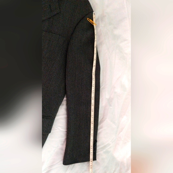 Brand new Balenciaga wool  blazer - Picture 6 of 16